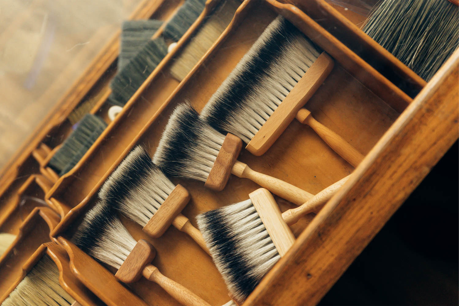 Paint brushes for traditional paints and limewash application