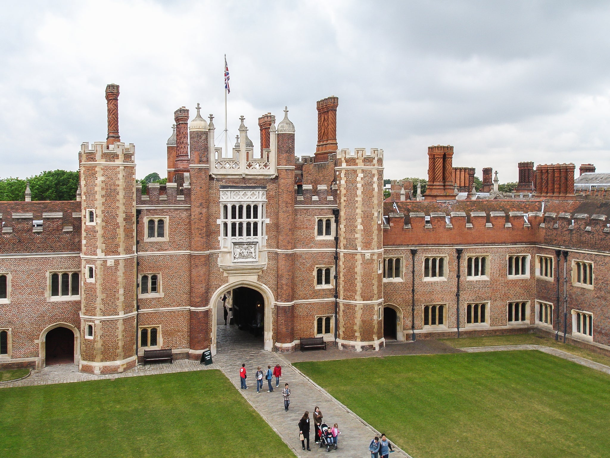 Hampton Court Palace — Base Court Great Gatehouse